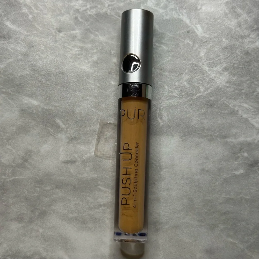 Pur Push Up 4-in-1 Sculpting Concealer Light Medium‎